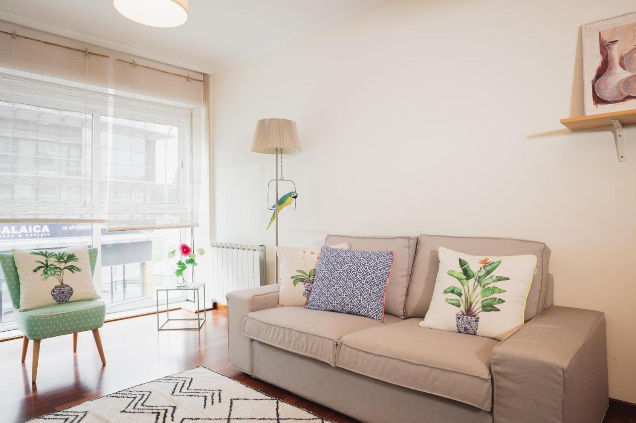 Apartamentos Lorien Milladoiro Exterior photo